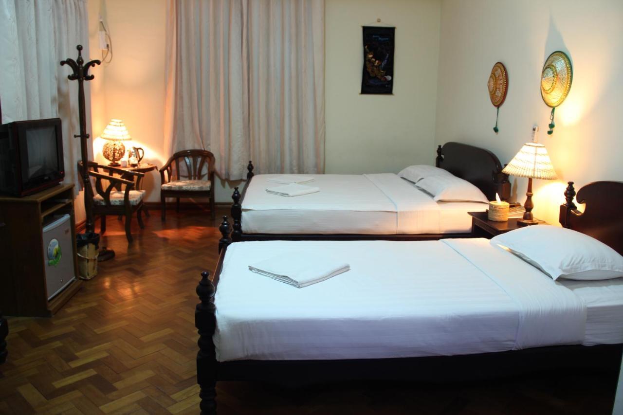 Mr. Charles Hotel Thibaw Chambre photo