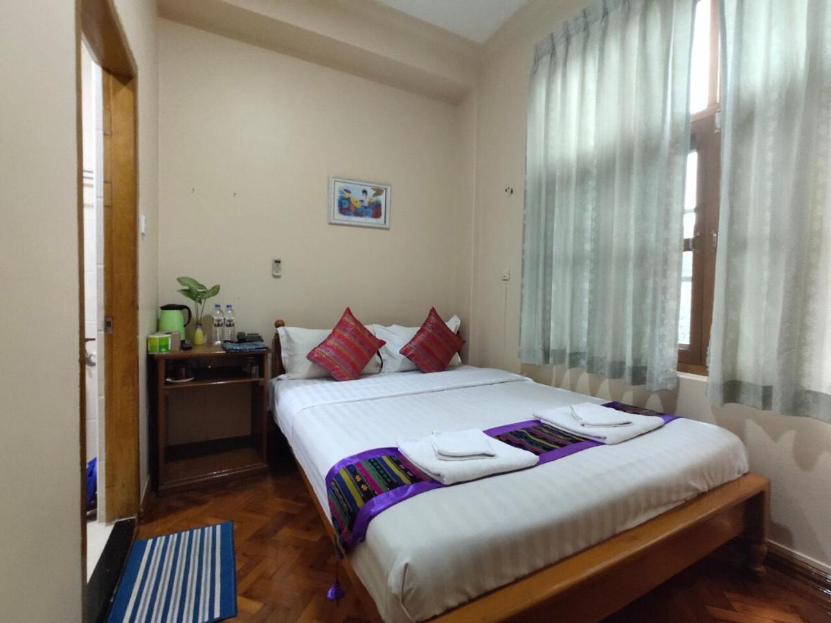 Mr. Charles Hotel Thibaw Extérieur photo