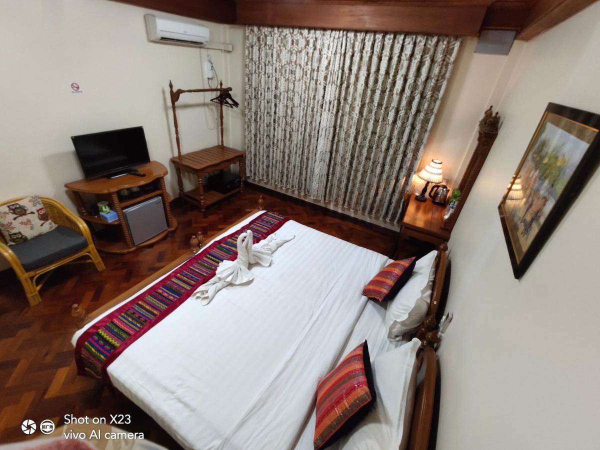 Mr. Charles Hotel Thibaw Extérieur photo