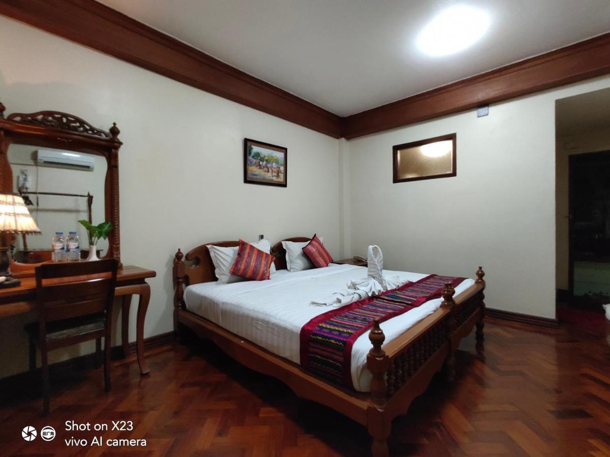 Mr. Charles Hotel Thibaw Extérieur photo